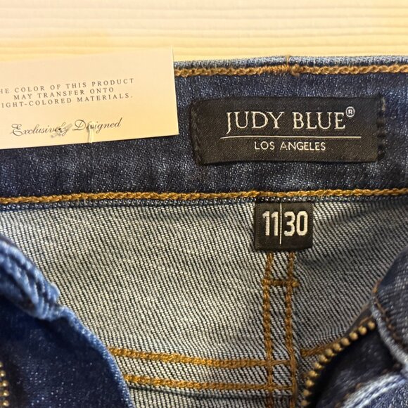 The Blueprint Bleach Splashed Boyfriend Judy Blue Jeans NWT Size 11 / 30 - Picture 5 of 8